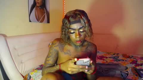 butterfly_rouse online show from 11.02.25