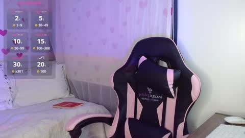 Antonella online show from 11.04.25