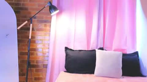 Snapshot of butterflyx39 chatting on 07.15.26 Lia Butterfly online show from 07.15.26