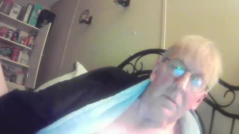 buttless1960 online show from 10.24.25