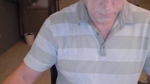 Snapshot of buttnakedfun954737 chatting on 01.03.25 Miles online show from 01.03.25