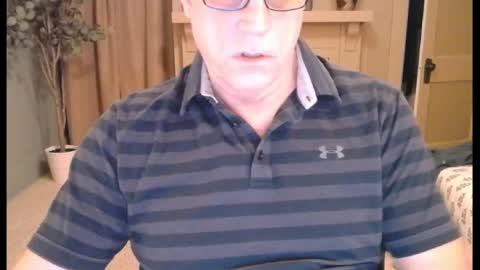 Snapshot of buttnakedfun954737 chatting on 02.09.25 Miles online show from 02.09.25