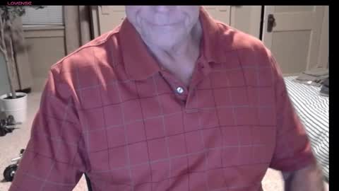 Snapshot of buttnakedfun954737 chatting on 11.22.25 Miles online show from 11.22.25