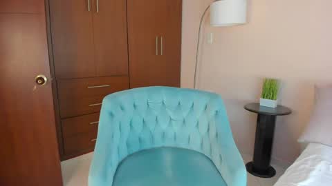 Snapshot of buunnyyhot chatting on 05.26.26 Rosse online show from 05.26.26
