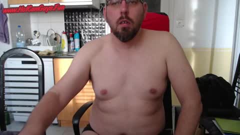 Snapshot of bux404 chatting on 01.06.25 Pete online show from 01.06.25