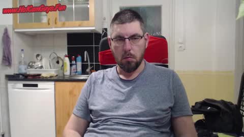 Snapshot of bux404 chatting on 01.07.25 Pete online show from 01.07.25