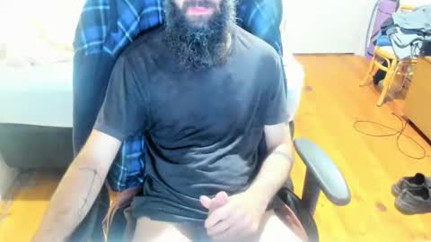 Snapshot of buzzcrash1 chatting on 02.11.26 Buzz online show from 02.11.26