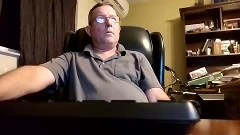 c001h4nd1uke online show from 11.21.25