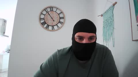 Snapshot of c66752837 chatting on 04.30.26 clark kent online show from 04.30.26