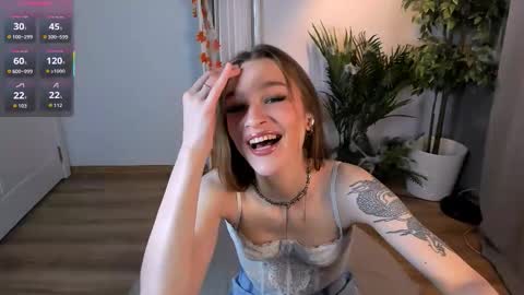 Polly online show from 10.28.25