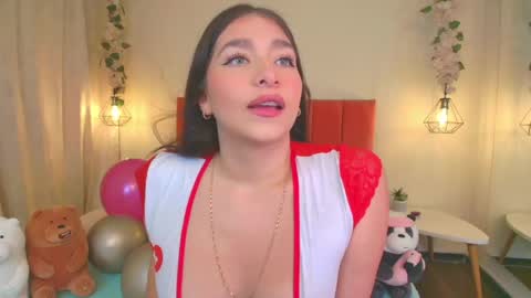 Snapshot of caandace chatting on 05.12.26 Candace online show from 05.12.26