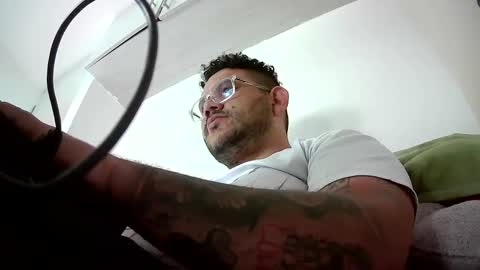 Snapshot of cachondo695 chatting on 09.14.25 Stevens online show from 09.14.25