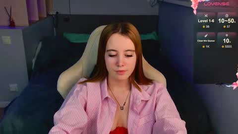 Snapshot of caeliaa chatting on 02.22.26 caeliaa online show from 02.22.26