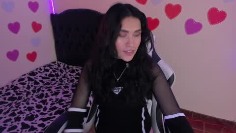 Snapshot of caelisse_cb chatting on 02.18.26 caelisse_cb online show from 02.18.26