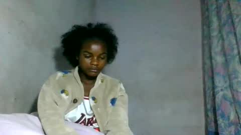 Snapshot of caella98 chatting on 05.09.26 caella98 online show from 05.09.26
