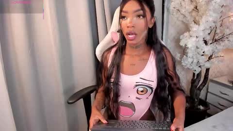 Snapshot of cahitlinbel chatting on 01.06.26 Cahitlin online show from 01.06.26