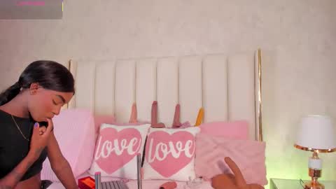 Snapshot of cahitlinbel chatting on 01.14.26 Cahitlin online show from 01.14.26