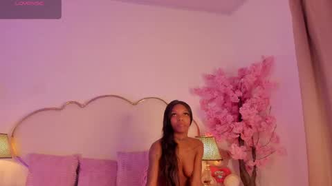Snapshot of cahitlinbel chatting on 05.19.26 Cahitlin online show from 05.19.26