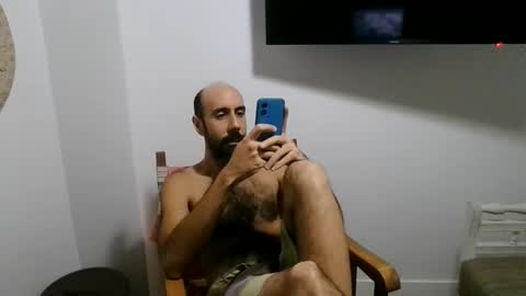 Snapshot of caibra87 chatting on 03.01.26 Will caibra find a sugar daddy or sugar mommy online show from 03.01.26