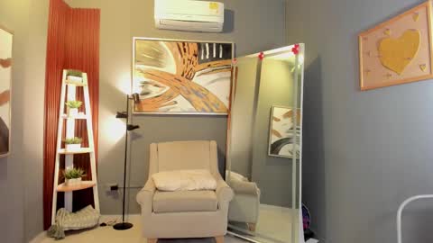 Snapshot of cailing chatting on 03.25.26 I am Katherine online show from 03.25.26