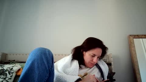 Snapshot of caitie__citrine chatting on 12.03.24 Caitie Citrine online show from 12.03.24