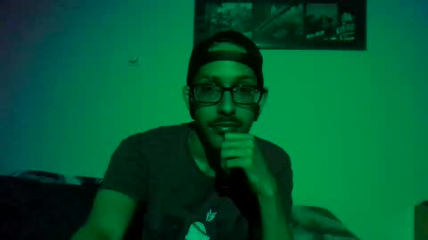 Snapshot of cal_xxx chatting on 09.11.25 Cal XXX online show from 09.11.25