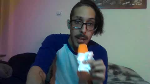 Snapshot of cal_xxx chatting on 09.28.25 Cal XXX online show from 09.28.25