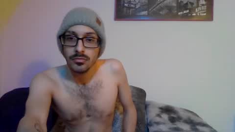 Snapshot of cal_xxx chatting on 10.01.25 Cal XXX online show from 10.01.25