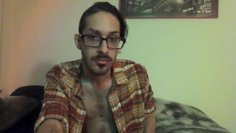Snapshot of cal_xxx chatting on 10.05.25 Cal XXX online show from 10.05.25