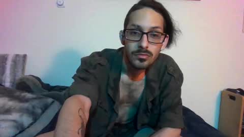 Snapshot of cal_xxx chatting on 10.06.25 Cal XXX online show from 10.06.25