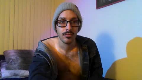 Snapshot of cal_xxx chatting on 10.09.25 Cal XXX online show from 10.09.25