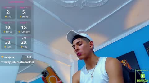 Valerio  online show from 01.10.25