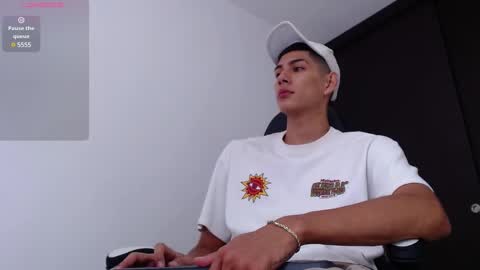 Valerio  online show from 02.11.25