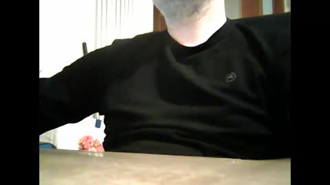 Snapshot of caldoski chatting on 11.11.25 caldoski online show from 11.11.25