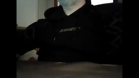 Snapshot of caldoski chatting on 11.22.25 caldoski online show from 11.22.25