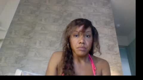 Snapshot of cali_rain chatting on 05.19.26 Cali Rain online show from 05.19.26