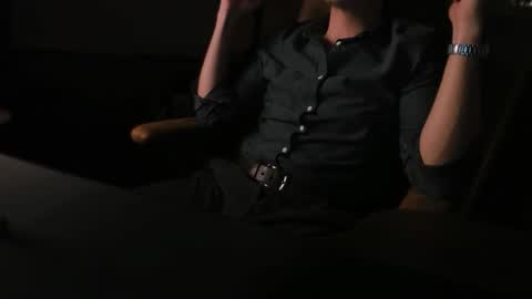 Snapshot of call_me_chief chatting on 10.31.25 chief online show from 10.31.25