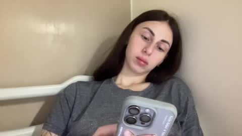 Anna online show from 02.16.25