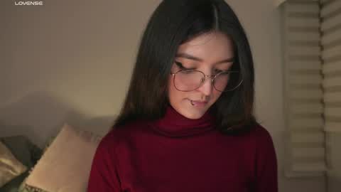 Snapshot of call_me_rosie chatting on 04.24.26 online show from 04.24.26