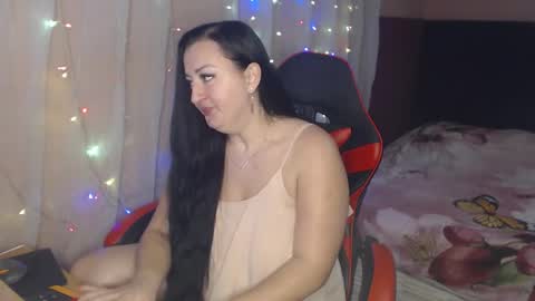 Snapshot of call_me_shaya chatting on 03.06.26 Shaya online show from 03.06.26