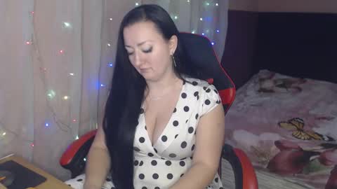 Snapshot of call_me_shaya chatting on 03.12.26 Shaya online show from 03.12.26