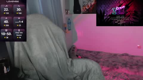 Snapshot of callerbowltim chatting on 12.18.24 alextim online show from 12.18.24