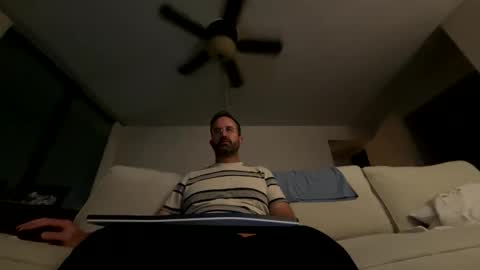 Snapshot of callesalada2 chatting on 04.18.26 Whitest Boy Alive online show from 04.18.26