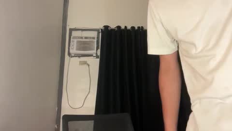 Snapshot of callme_jus chatting on 10.27.25 Jus online show from 10.27.25