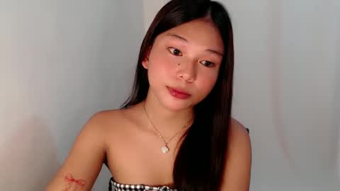 Snapshot of callme_remaxxx7 chatting on 02.27.25 Rema online show from 02.27.25