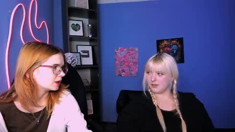 callmevivien online show from 04.15.26