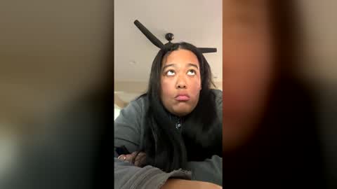 camzxoxox online show from 12.14.25