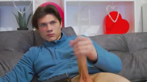 Snapshot of calvin_cay chatting on 02.14.25 Calvin online show from 02.14.25