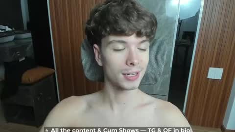 Hey I am Calvin  online show from 05.27.26