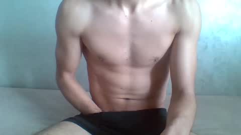 Snapshot of calvin_sexy_arab chatting on 01.06.25 calvin_sexy_arab online show from 01.06.25